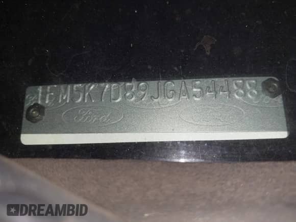 2018 Ford Explorer XLT с VIN 1FM5K7D89JGA54488, выставлен на аукционе IAAI как лот 42558280 с пробегом 56 106 миль миль и . История ставок и продаж доступна на DreamBid. Изображение 17.