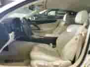 2010 Lexus IS 350 C с VIN JTHFE2C25A2502849, выставлен на аукционе Copart как лот 70441895 с пробегом 91 462 миль миль и Списание • Salvage title. История ставок и продаж доступна на DreamBid. Изображение 7.