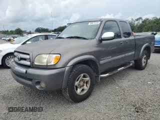 2004 Toyota Tundra SR5 z VIN 5TBRT34144S440933, wystawiony jako Copart lot #80079745 z przebiegiem 296 328 mil mil oraz Czysty tytuł • Clean title. Historia ofert i sprzedaży dostępna na DreamBid. Obrazek 1.
