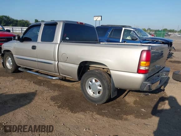 2003 GMC Sierra 1500 SLE with VIN 2GTEC19T131101279, listed as a IAAI auction lot 42690995 with 222,439 mi miles and . Bid and sale history available at DreamBid. Image 3.