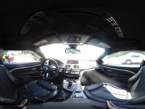 2018 BMW 4 Series 440i z VIN WBA4W7C57JAB87989, wystawiony jako IAAI lot #42259964 z przebiegiem 72 434 mil mil oraz . Historia ofert i sprzedaży dostępna na DreamBid. Obrazek 18.