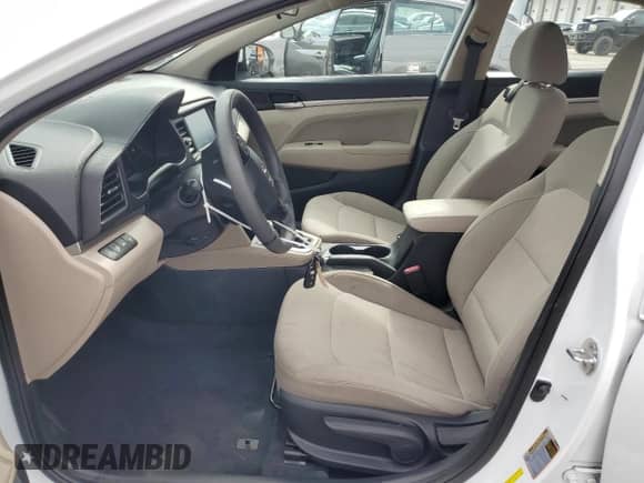 2020 Hyundai Elantra SEL z VIN 5NPD84LF7LH610132, wystawiony jako Copart lot #70293705 z przebiegiem 47 614 mil mil oraz Szkoda całkowita • Salvage title. Historia ofert i sprzedaży dostępna na DreamBid. Obrazek 7.