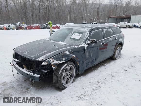 2008 Dodge Magnum SXT with VIN 2D4FV37V08H246362, listed as a IAAI auction lot 41613598 with Not provided miles and . Bid and sale history available at DreamBid. Image 2.