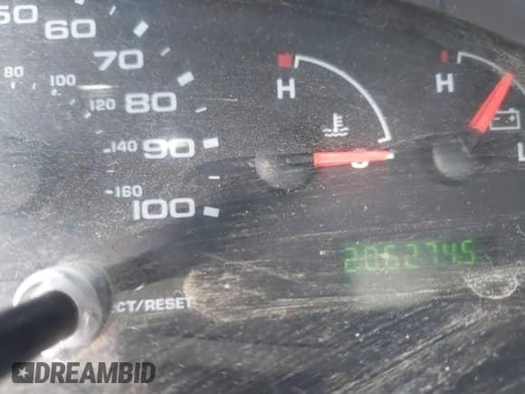 2006 Ford Econoline Cargo с VIN 1FTNE24L46DB37855, выставлен на аукционе IAAI как лот 43135049 с пробегом 206 274 миль миль и . История ставок и продаж доступна на DreamBid. Изображение 7.