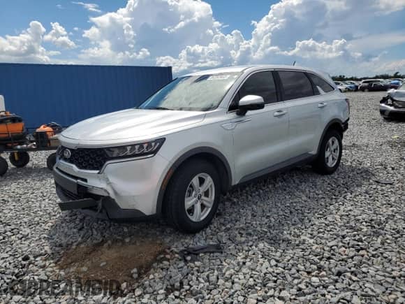 2021 Kia Sorento LX with VIN 5XYRG4LC3MG045062, listed as a Copart auction lot 84352665 with 62,634 mi miles and Salvage title. Bid and sale history available at DreamBid. Image 1.