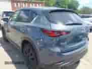 2023 Mazda CX-5 S Preferred z VIN JM3KFBCM7P0171492, wystawiony jako IAAI lot #42770518 z przebiegiem 50 246 mil mil oraz . Historia ofert i sprzedaży dostępna na DreamBid. Obrazek 3.