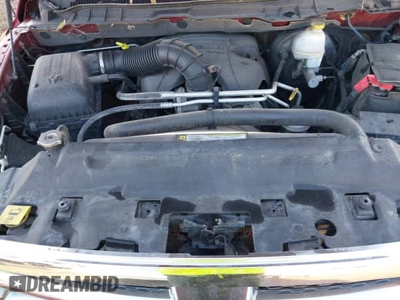 2011 Ram 1500 SLT z VIN 1D7RV1GT0BS620424, wystawiony jako IAAI lot #41530464 z przebiegiem 134 876 mil mil oraz . Historia ofert i sprzedaży dostępna na DreamBid. Obrazek 10.