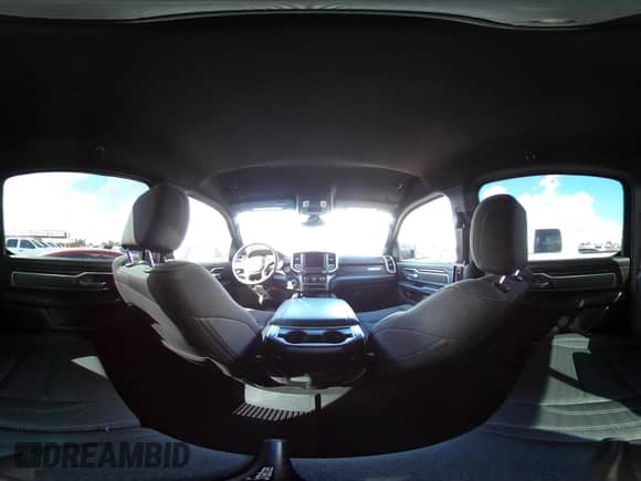 2020 Ram 1500 Lone Star z VIN 1C6SRFFTXLN151798, wystawiony jako IAAI lot #43386756 z przebiegiem 71 790 mil mil oraz . Historia ofert i sprzedaży dostępna na DreamBid. Obrazek 18.