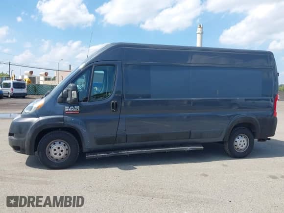 2019 Ram ProMaster Cargo с VIN 3C6TRVDG4KE520890, выставлен на аукционе IAAI как лот 43171216 с пробегом 53 633 миль миль и . История ставок и продаж доступна на DreamBid. Изображение 6.