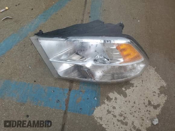 2023 Ram 1500 Tradesman z VIN 1C6RR7FT5PS527822, wystawiony jako Copart lot #67057145 z przebiegiem 42 566 mil mil oraz Czysty tytuł • Clean title. Historia ofert i sprzedaży dostępna na DreamBid. Obrazek 12.