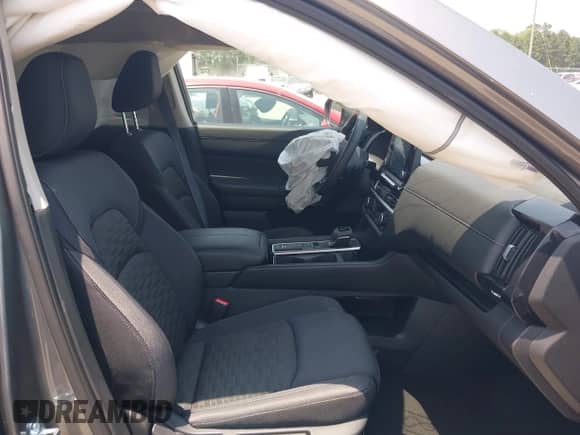 2025 Nissan Pathfinder SV с VIN 5N1DR3BB9SC223268, выставлен на аукционе IAAI как лот 42597120 с пробегом 3 071 миль миль и . История ставок и продаж доступна на DreamBid. Изображение 5.