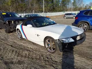 2006 BMW Z4 3.0i с VIN 4USBU33596LW66331, выставлен на аукционе IAAI как лот 41608940 с пробегом 122 838 миль миль и . История ставок и продаж доступна на DreamBid. Изображение 1.
