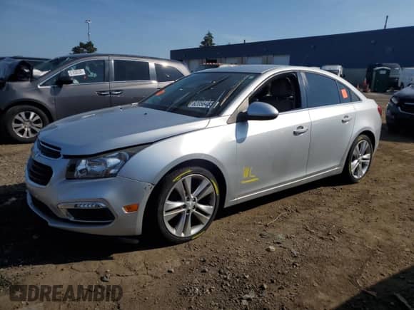 2015 Chevrolet Cruze LT с VIN 1G1PE5SB8F7140365, выставлен на аукционе Copart как лот 62056455 с пробегом 114 801 миль миль и Списание • Salvage title. История ставок и продаж доступна на DreamBid. Изображение 1.