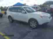 2013 Subaru Forester X Premium z VIN JF2SHADC9DH402670, wystawiony jako IAAI lot #43322189 z przebiegiem 93 140 mil mil oraz . Historia ofert i sprzedaży dostępna na DreamBid. Obrazek 1.