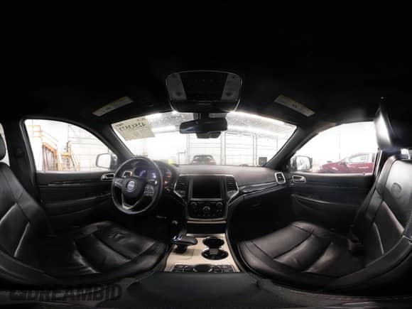 2015 Jeep Grand Cherokee Overland with VIN 1C4RJFCG8FC769112, listed as a IAAI auction lot 42513573 with 147,874 mi miles and . Bid and sale history available at DreamBid. Image 21.