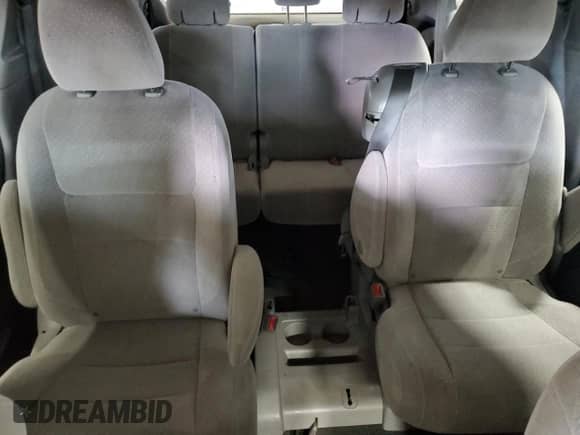 2015 Toyota Sienna LE with VIN 5TDKK3DC6FS560930, listed as a Copart auction lot 86257925 with 104,400 mi miles and Salvage title. Bid and sale history available at DreamBid. Image 10.