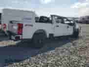 2023 Ford F-250 XL z VIN 1FT8W2BN2PED18091, wystawiony jako Copart lot #68867555 z przebiegiem Nie podano mil oraz Nie do naprawy • Non repairable. Historia ofert i sprzedaży dostępna na DreamBid. Obrazek 3.