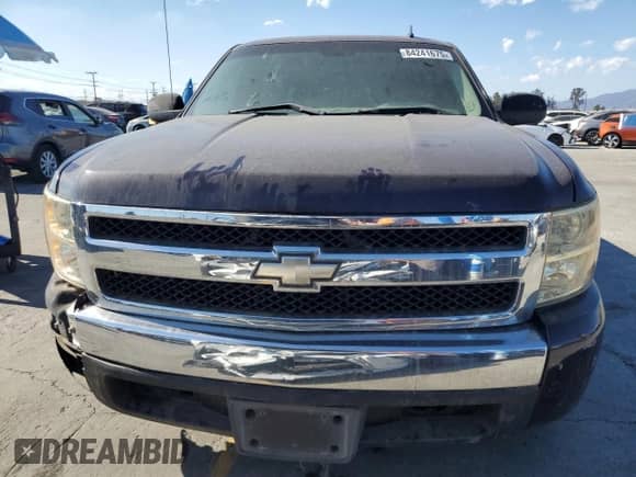 2008 Chevrolet Silverado 1500 Work Truck with VIN 1GCEC14C38Z187233, listed as a Copart auction lot 84241675 with 130,937 mi miles and Clean title. Bid and sale history available at DreamBid. Image 5.
