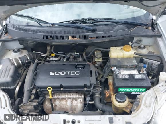 2010 Chevrolet Aveo 2LT z VIN KL1TG5DEXAB110210, wystawiony jako IAAI lot #42137206 z przebiegiem 104 724 mil mil oraz . Historia ofert i sprzedaży dostępna na DreamBid. Obrazek 10.