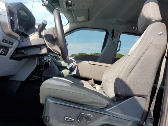 2021 Ford F-150 XL с VIN 1FTFW1E87MFA67419, выставлен на аукционе Copart как лот 69617145 с пробегом 45 028 миль миль и Списание • Salvage title. История ставок и продаж доступна на DreamBid. Изображение 7.