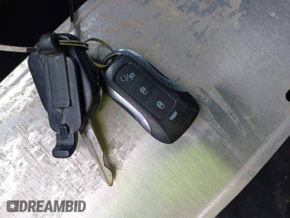 2013 Ford F-150 XL with VIN 1FTFX1CF0DFA21624, listed as a IAAI auction lot 42289411 with 170,230 mi miles and . Bid and sale history available at DreamBid. Image 11.