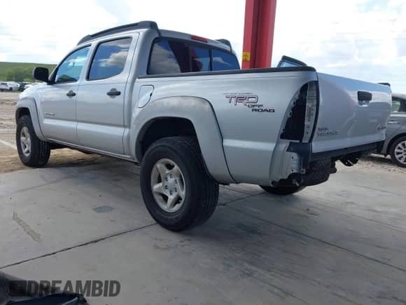 2006 Toyota Tacoma с VIN 5TELU42N26Z211307, выставлен на аукционе IAAI как лот 43493089 с пробегом 289 437 миль миль и . История ставок и продаж доступна на DreamBid. Изображение 3.