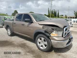 2009 Dodge 1500 SLT с VIN 1D3HB13P79S741105, выставлен на аукционе Copart как лот 77383134 с пробегом 183 546 миль миль и На запчасти • Non repairable. История ставок и продаж доступна на DreamBid. Изображение 4.