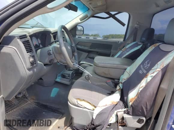 2008 Dodge 1500 ST with VIN 1D7HU16288J111929, listed as a Copart auction lot 60738545 with 242,831 mi miles and Salvage title. Bid and sale history available at DreamBid. Image 7.