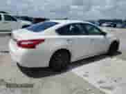 2016 Nissan Altima S z VIN 1N4AL3AP5GC239115, wystawiony jako Copart lot #68042745 z przebiegiem Nie podano mil oraz Szkoda całkowita • Salvage title. Historia ofert i sprzedaży dostępna na DreamBid. Obrazek 3.