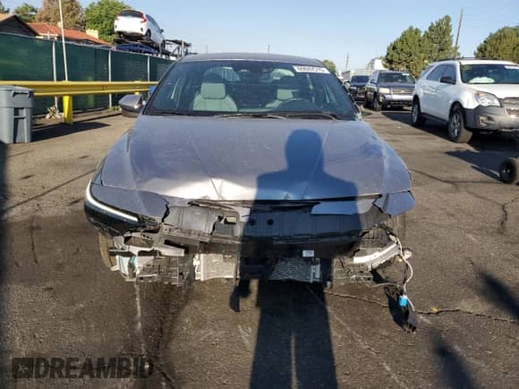 2024 Hyundai Elantra Limited z VIN KMHLN4DJ8RU098088, wystawiony jako Copart lot #69842515 z przebiegiem 11 874 mil mil oraz Szkoda całkowita • Salvage title. Historia ofert i sprzedaży dostępna na DreamBid. Obrazek 5.