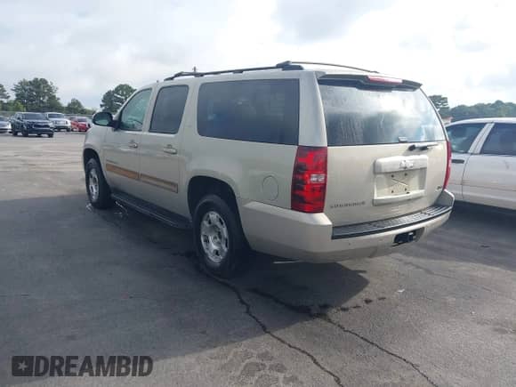 2009 Chevrolet Suburban 2LT с VIN 1GNFC26039R268917, выставлен на аукционе IAAI как лот 43317263 с пробегом 279 590 миль миль и . История ставок и продаж доступна на DreamBid. Изображение 3.