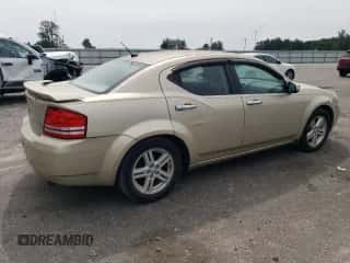 2010 Dodge Avenger R/T z VIN 1B3CC5FB0AN151758, wystawiony jako Copart lot #67956224 z przebiegiem 93 400 mil mil oraz Szkoda całkowita • Salvage title. Historia ofert i sprzedaży dostępna na DreamBid. Obrazek 3.