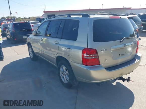 2002 Toyota Highlander Limited with VIN JTEGF21A720071324, listed as a IAAI auction lot 43498329 with 268,551 mi miles and . Bid and sale history available at DreamBid. Image 3.