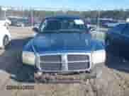 2005 Dodge Dakota SLT с VIN 1D7HE48K35S132981, выставлен на аукционе IAAI как лот 41475748 с пробегом 205 677 миль миль и . История ставок и продаж доступна на DreamBid. Изображение 12.