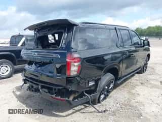 2022 Chevrolet Suburban Z71 с VIN 1GNSKDKD3NR264253, выставлен на аукционе IAAI как лот 42752318 с пробегом 56 161 миль миль и . История ставок и продаж доступна на DreamBid. Изображение 4.