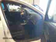 2014 Chevrolet Cruze 1LT z VIN 1G1PC5SB9E7218303, wystawiony jako IAAI lot #43034783 z przebiegiem 81 305 mil mil oraz . Historia ofert i sprzedaży dostępna na DreamBid. Obrazek 5.