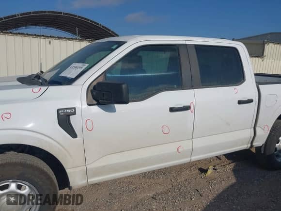 2021 Ford F-150 XL with VIN 1FTFW1E54MKE56192, listed as a IAAI auction lot 43538195 with 118,283 mi miles and . Bid and sale history available at DreamBid. Image 17.