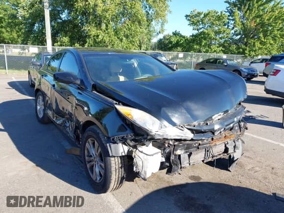 2013 Hyundai Sonata GLS с VIN 5NPEB4AC2DH643880, выставлен на аукционе IAAI как лот 43074127 с пробегом 193 558 миль миль и . История ставок и продаж доступна на DreamBid. Изображение 1.