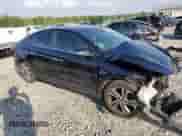 2017 Hyundai Elantra Limited z VIN KMHD84LF6HU153659, wystawiony jako Copart lot #82074725 z przebiegiem 111 852 mil mil oraz Szkoda całkowita • Salvage title. Historia ofert i sprzedaży dostępna na DreamBid. Obrazek 4.