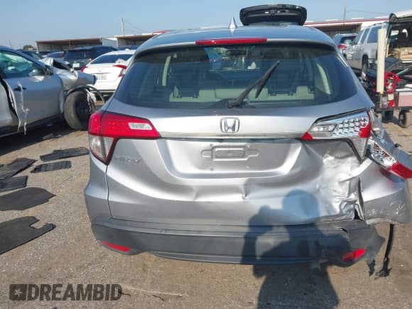 2021 Honda HR-V LX with VIN 3CZRU5H31MM729970, listed as a IAAI auction lot 43037426 with 102,011 mi miles and . Bid and sale history available at DreamBid. Image 16.