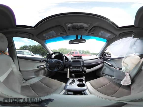 2014 Toyota Camry LE z VIN 4T1BD1FK4EU139135, wystawiony jako IAAI lot #42836328 z przebiegiem 147 376 mil mil oraz . Historia ofert i sprzedaży dostępna na DreamBid. Obrazek 18.