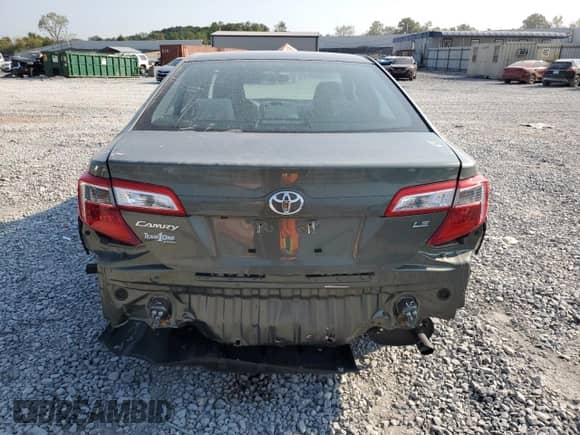 2014 Toyota Camry L с VIN 4T1BF1FKXEU865138, выставлен на аукционе Copart как лот 71978325 с пробегом 35 264 миль миль и Списание • Salvage title. История ставок и продаж доступна на DreamBid. Изображение 6.