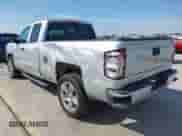 2017 Chevrolet Silverado 1500 Custom с VIN 1GCRCPEH6HZ367918, выставлен на аукционе IAAI как лот 42257373 с пробегом 117 010 миль миль и . История ставок и продаж доступна на DreamBid. Изображение 3.