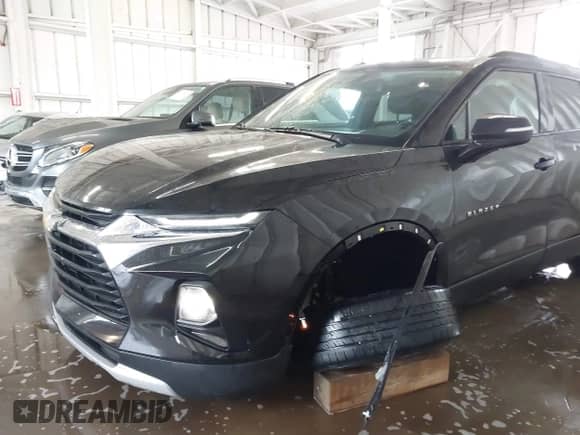 2019 Chevrolet Blazer with VIN 3GNKBGRS9KS590542, listed as a IAAI auction lot 42443212 with 94,264 mi miles and . Bid and sale history available at DreamBid. Image 6.