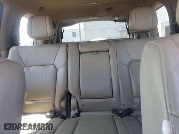 2014 Honda Pilot Touring с VIN 5FNYF4H97EB034179, выставлен на аукционе Copart как лот 67043165 с пробегом 204 494 миль миль и Списание • Salvage title. История ставок и продаж доступна на DreamBid. Изображение 10.