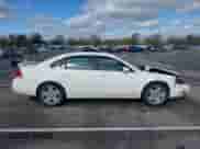 2007 Chevrolet Impala SS z VIN 2G1WD58C979104909, wystawiony jako IAAI lot #42073104 z przebiegiem 133 928 mil mil oraz . Historia ofert i sprzedaży dostępna na DreamBid. Obrazek 14.