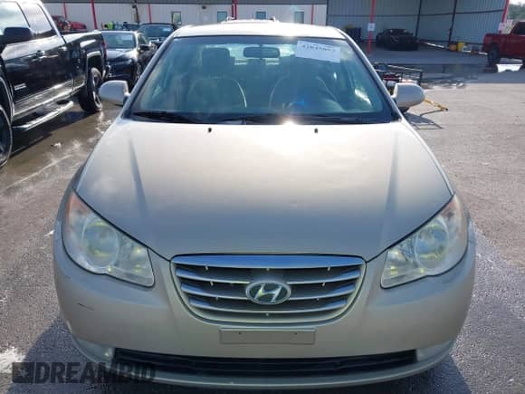 2010 Hyundai Elantra GLS с VIN KMHDU4AD9AU953018, выставлен на аукционе IAAI как лот 42845092 с пробегом 164 110 миль миль и . История ставок и продаж доступна на DreamBid. Изображение 12.