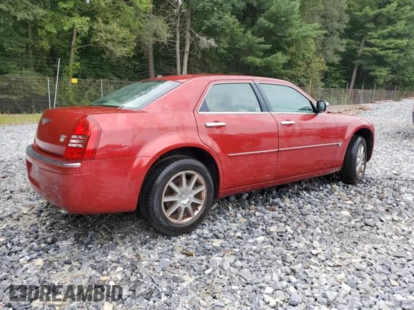 2007 Chrysler 300 C with VIN 2C3LK63HX7H645535, listed as a Copart auction lot 45901304 with 167,558 mi miles and Salvage title. Bid and sale history available at DreamBid. Image 3.