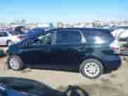 2013 Toyota Prius Two с VIN JTDZN3EU2D3193553, выставлен на аукционе IAAI как лот 42631074 с пробегом 187 717 миль миль и . История ставок и продаж доступна на DreamBid. Изображение 15.