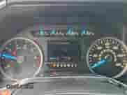 2016 Ford F-150 XL z VIN 1FTEW1CP2GKF44419, wystawiony jako Copart lot #85883115 z przebiegiem 198 917 mil mil oraz Czysty tytuł • Clean title. Historia ofert i sprzedaży dostępna na DreamBid. Obrazek 9.